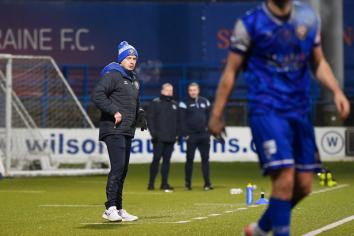 Limavady Utd dump Linfield out of Irish Cup