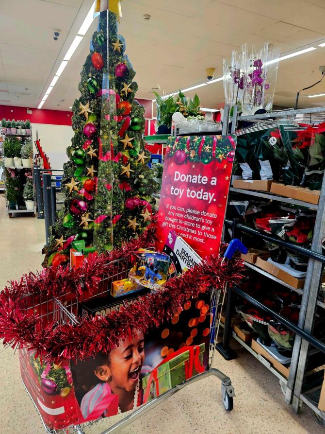 Kind-hearted shoppers praised for bringing joy to children at Christmas